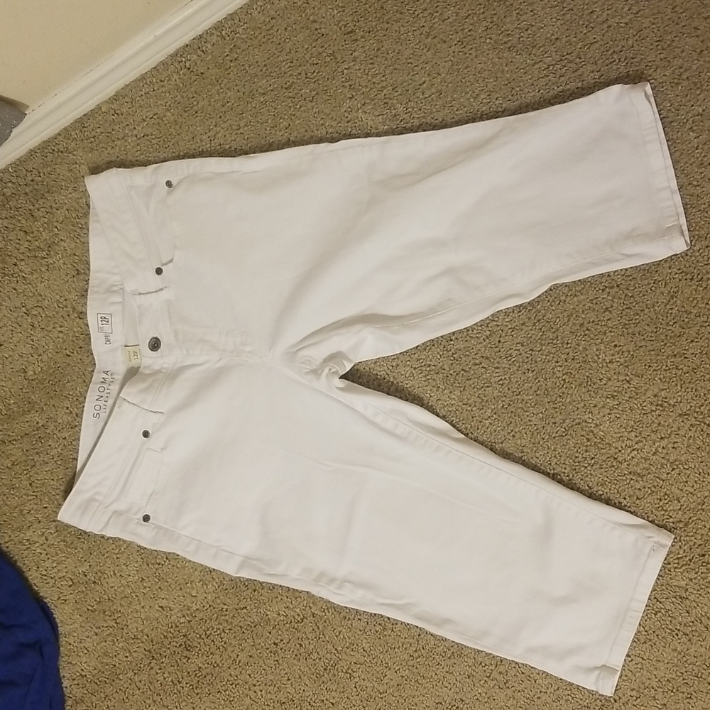 Size 12p white Capris